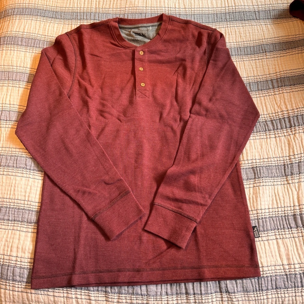 Eddie Bauer 3B Thermal Henley